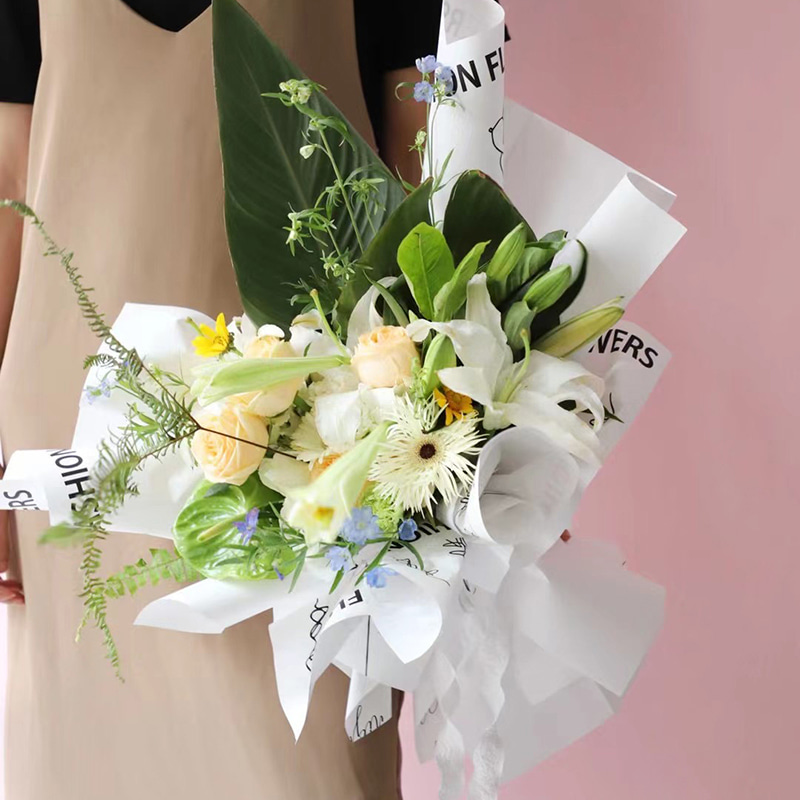 Papir za zamatanje Flower Love-Bouquet s uzorkom ruža